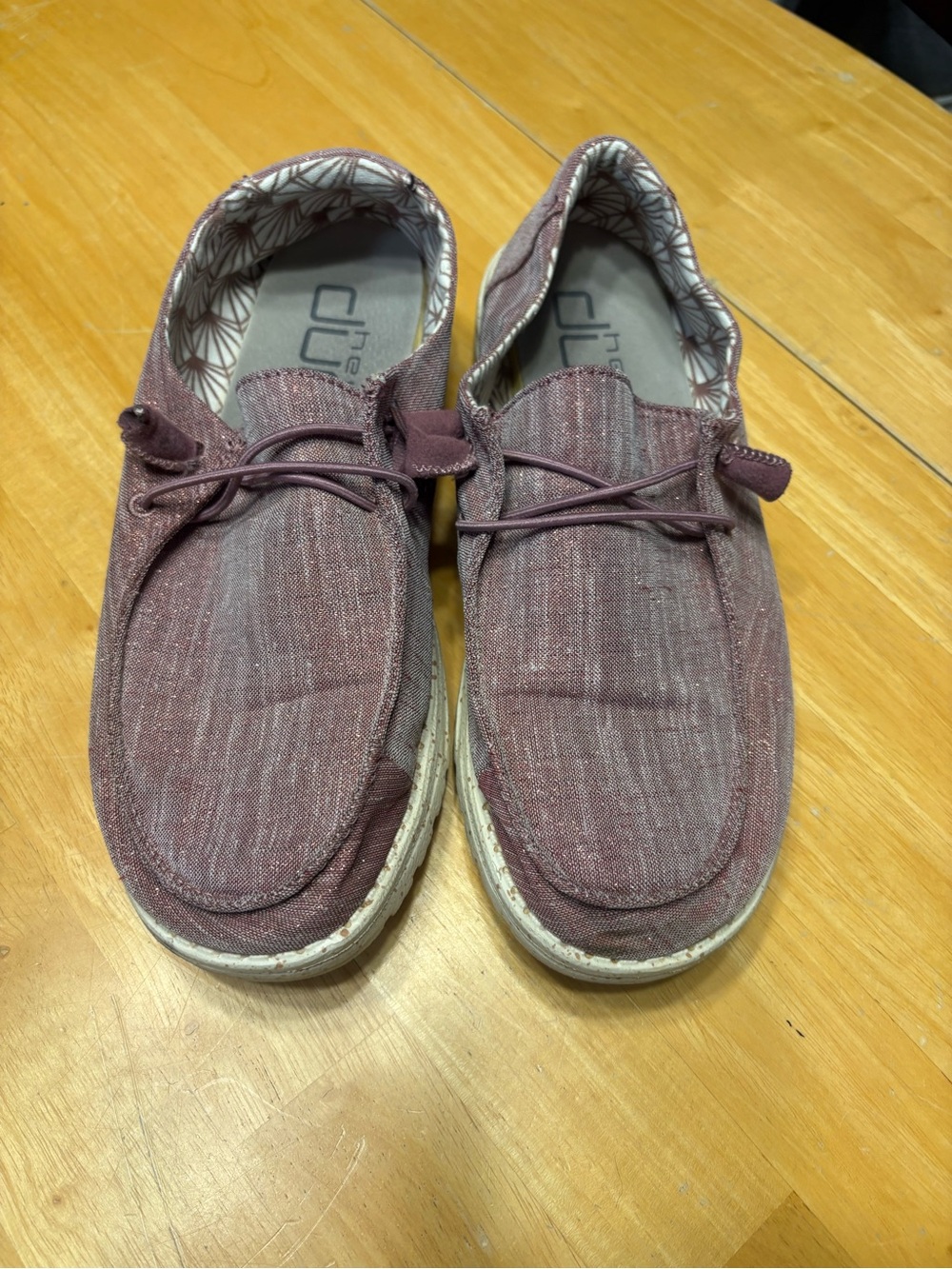 Hey Dude-style Casual Slip-On Shoes in Sparkling Rose